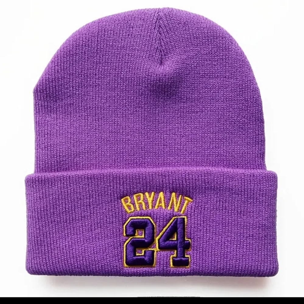 Beanie Hat "BRYANT24"